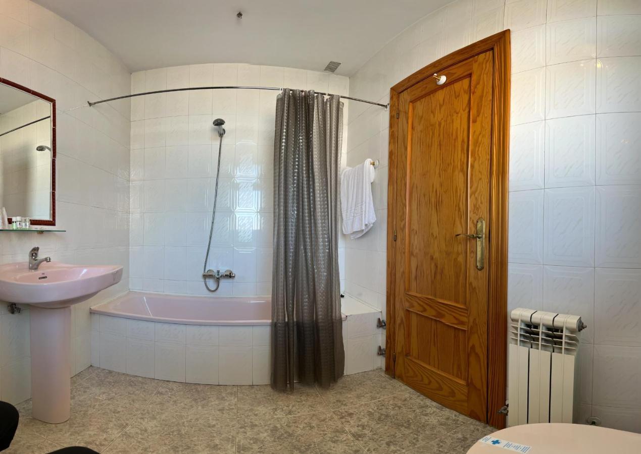 Hospedium Hotel Twist Torredonjimeno المظهر الخارجي الصورة